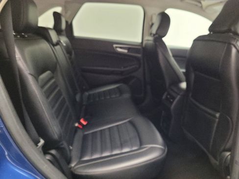 Used 2020 Ford Edge SEL FWD image 19