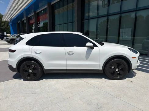 Used 2020 Porsche Cayenne AWD/4WD image 34