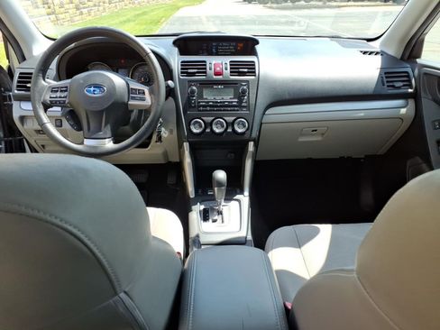 Used 2015 Subaru Forester 2.5i Limited AWD/4WD image 32