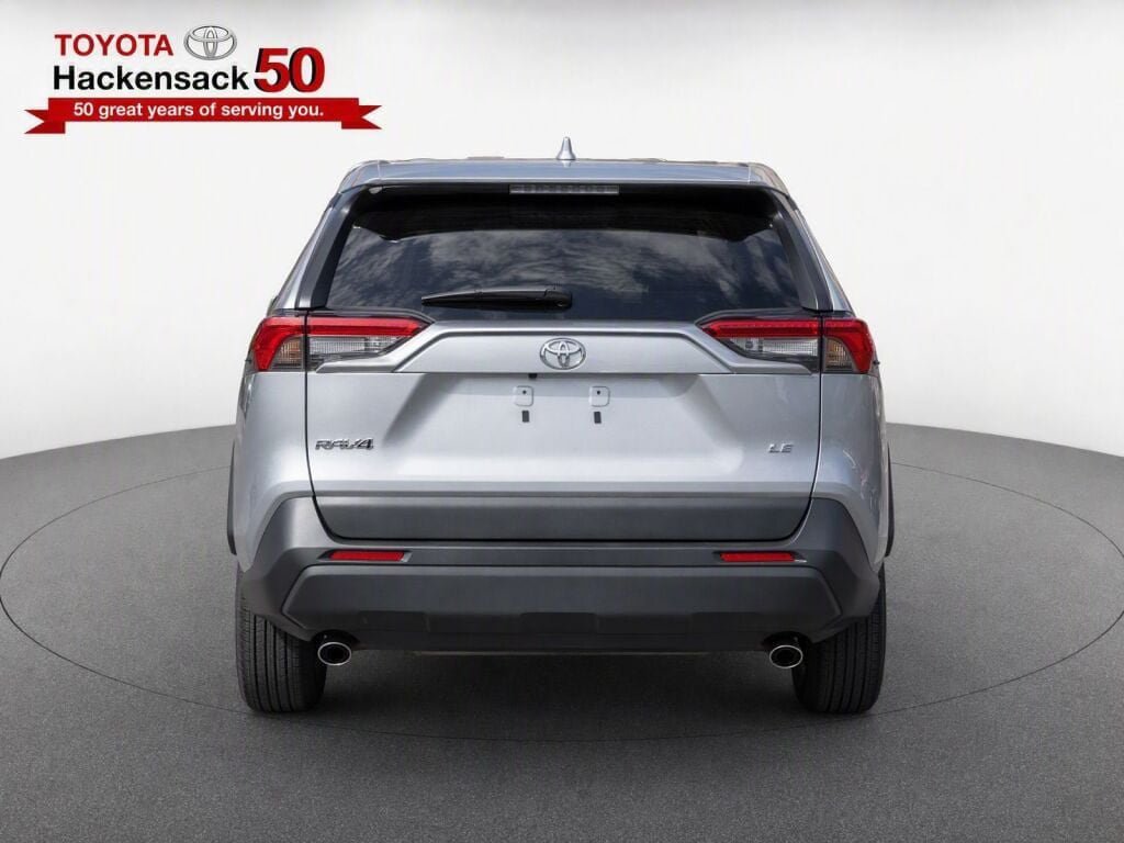 Certified 2025 Toyota RAV4 LE FWD image 39