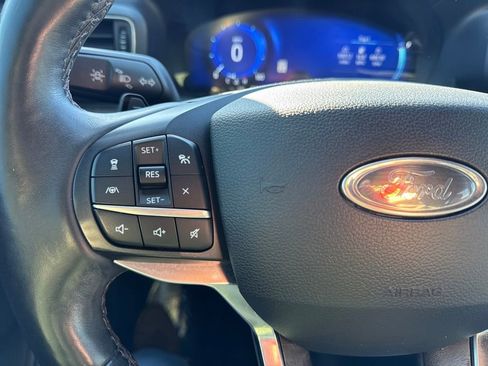 Used 2020 Ford Explorer Platinum image 50