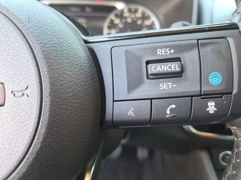Used 2023 Nissan Rogue SV w/ SV Premium B Package AWD/4WD image 22