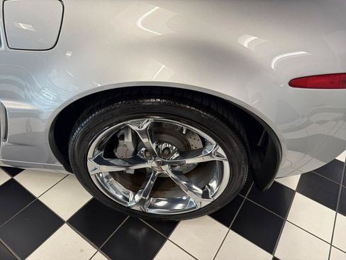 Used 2012 Chevrolet Corvette Grand Sport w/ Battery Protection Package RWD image 10