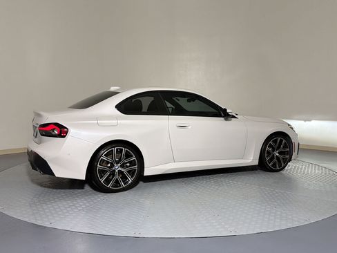 Certified 2024 BMW 230i Coupe w/ Convenience Package RWD image 9