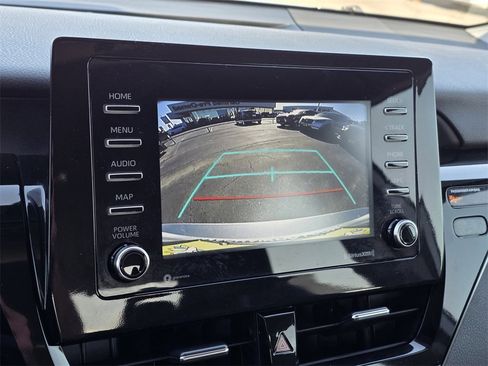 Used 2022 Toyota Camry SE image 20