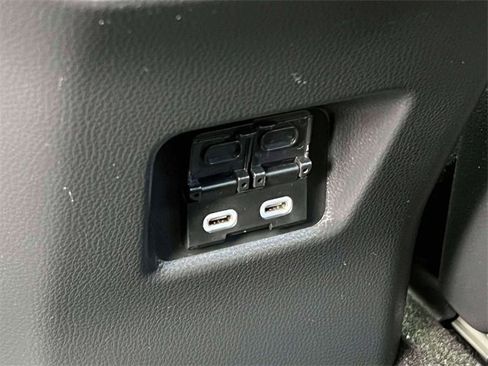 Certified 2023 Toyota RAV4 SE image 18