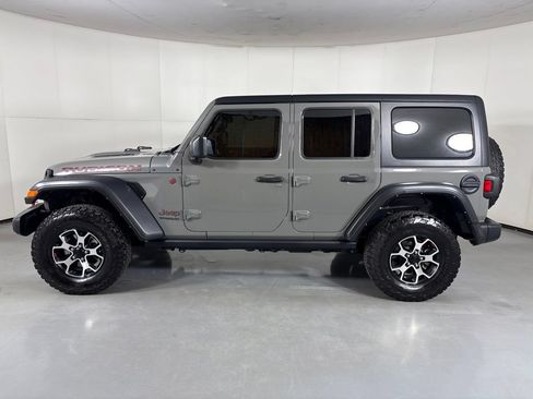 Used 2022 Jeep Wrangler Unlimited Rubicon AWD/4WD image 5
