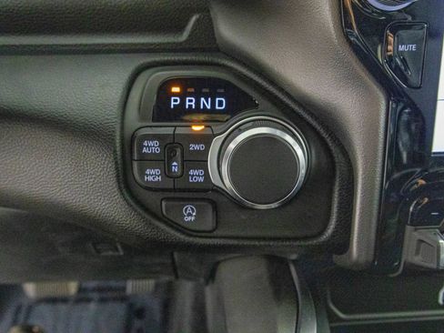 New 2026 RAM 1500 Big Horn AWD/4WD image 19
