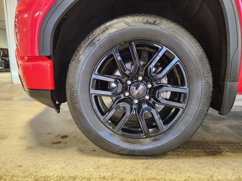 Used 2022 GMC Sierra 1500 Elevation image 9