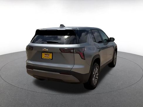 Used 2025 Chevrolet Equinox LT FWD image 15