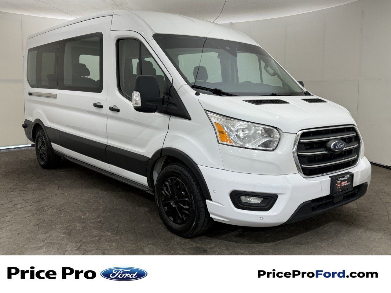 Used 2020 Ford Transit 350 XLT RWD image 1
