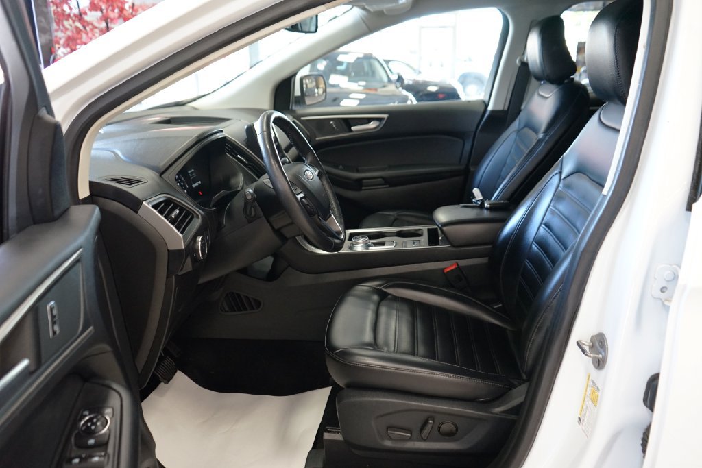 Used 2024 Ford Edge SEL AWD/4WD image 25
