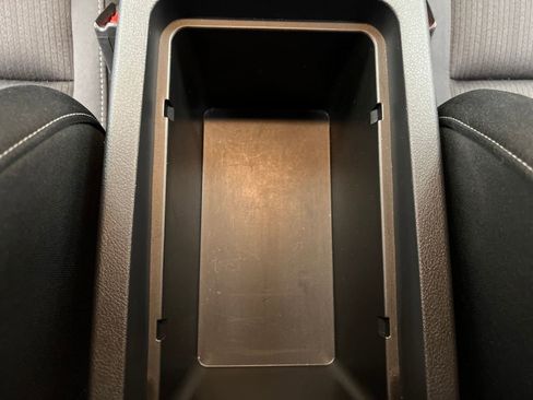 Used 2024 Nissan Altima 2.5 SV image 32