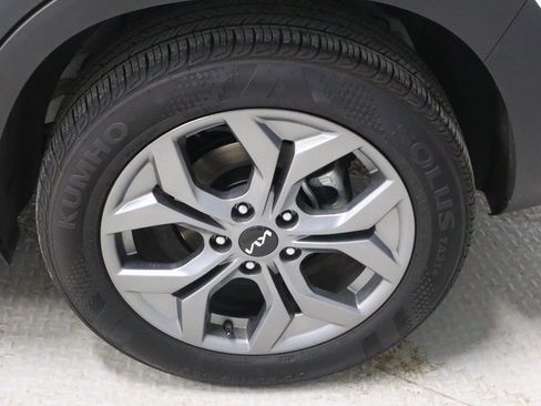 Used 2024 Kia Seltos S image 18