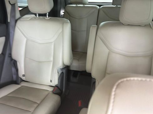Used 2021 Cadillac XT6 Premium Luxury FWD image 15