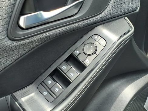 Certified 2023 Nissan Rogue SV AWD/4WD image 18
