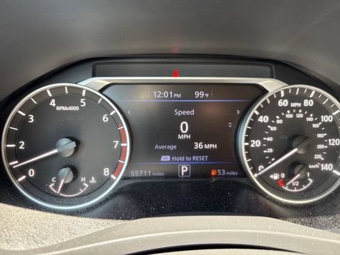 Used 2021 Nissan Altima 2.5 SR FWD image 15