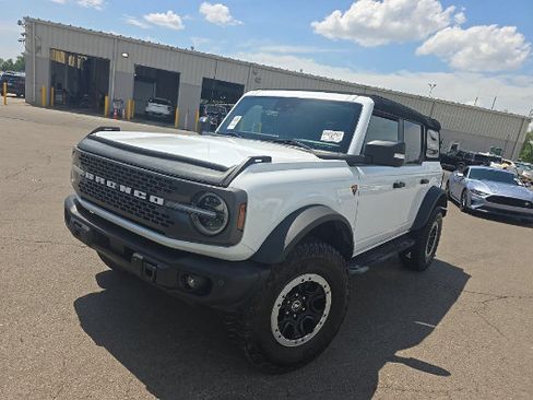 Used 2023 Ford Bronco Badlands w/ Sasquatch Package AWD/4WD image 1