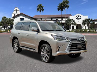 Used 2017 Lexus LX 570 4WD w/ Luxury Package