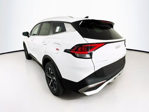 Certified 2025 Kia Sportage EX AWD/4WD image 7