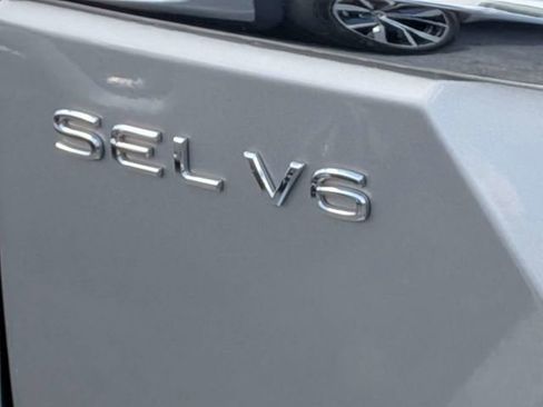 Used 2022 Volkswagen Atlas SEL AWD/4WD image 11