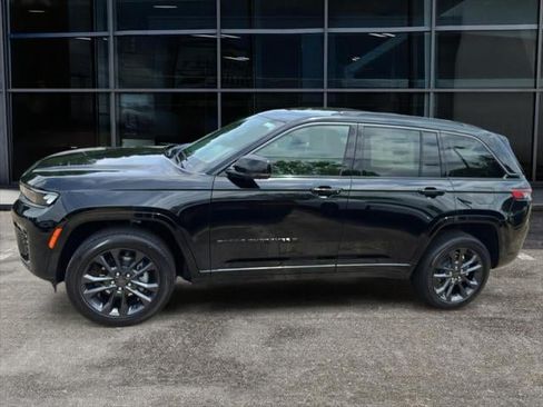 New 2026 Jeep Grand Cherokee Limited AWD/4WD image 26