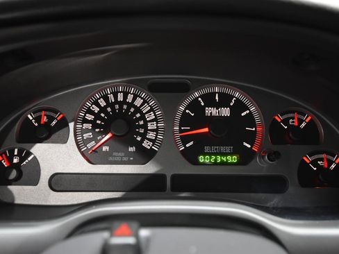 Used 2004 Ford Mustang Mach 1 RWD image 22