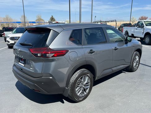 Used 2021 Nissan Rogue S image 37