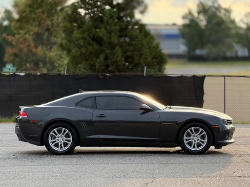 Used 2015 Chevrolet Camaro LS RWD image 7