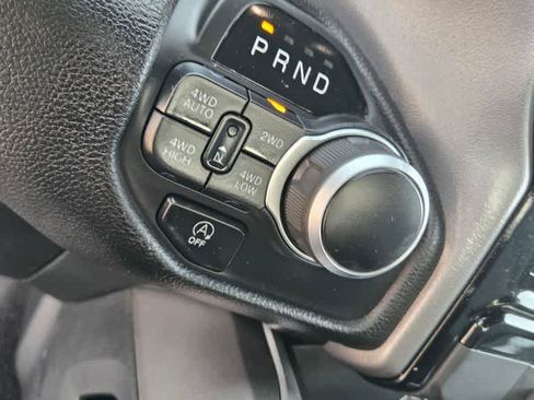 Used 2025 RAM 1500 Big Horn AWD/4WD image 13