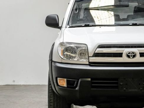 Used 2003 Toyota 4Runner SR5 RWD image 35