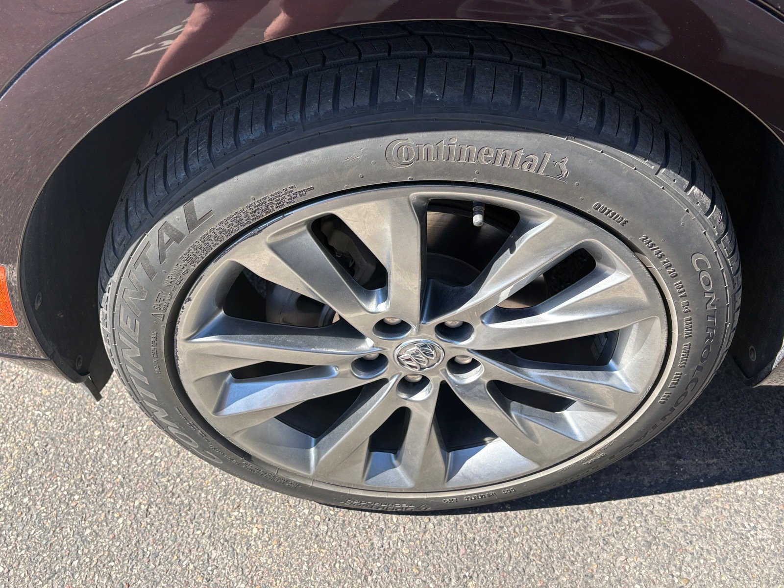 Used 2022 Buick Envision Avenir w/ Technology Package II FWD image 5