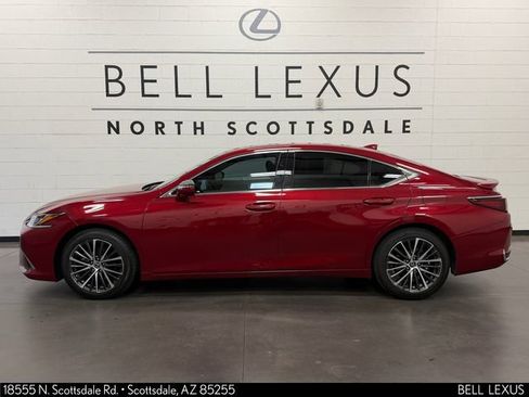 Used 2024 Lexus ES 300h w/ Premium Package FWD image 8