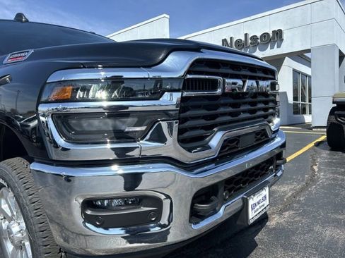 New 2026 RAM 2500 Big Horn AWD/4WD image 4