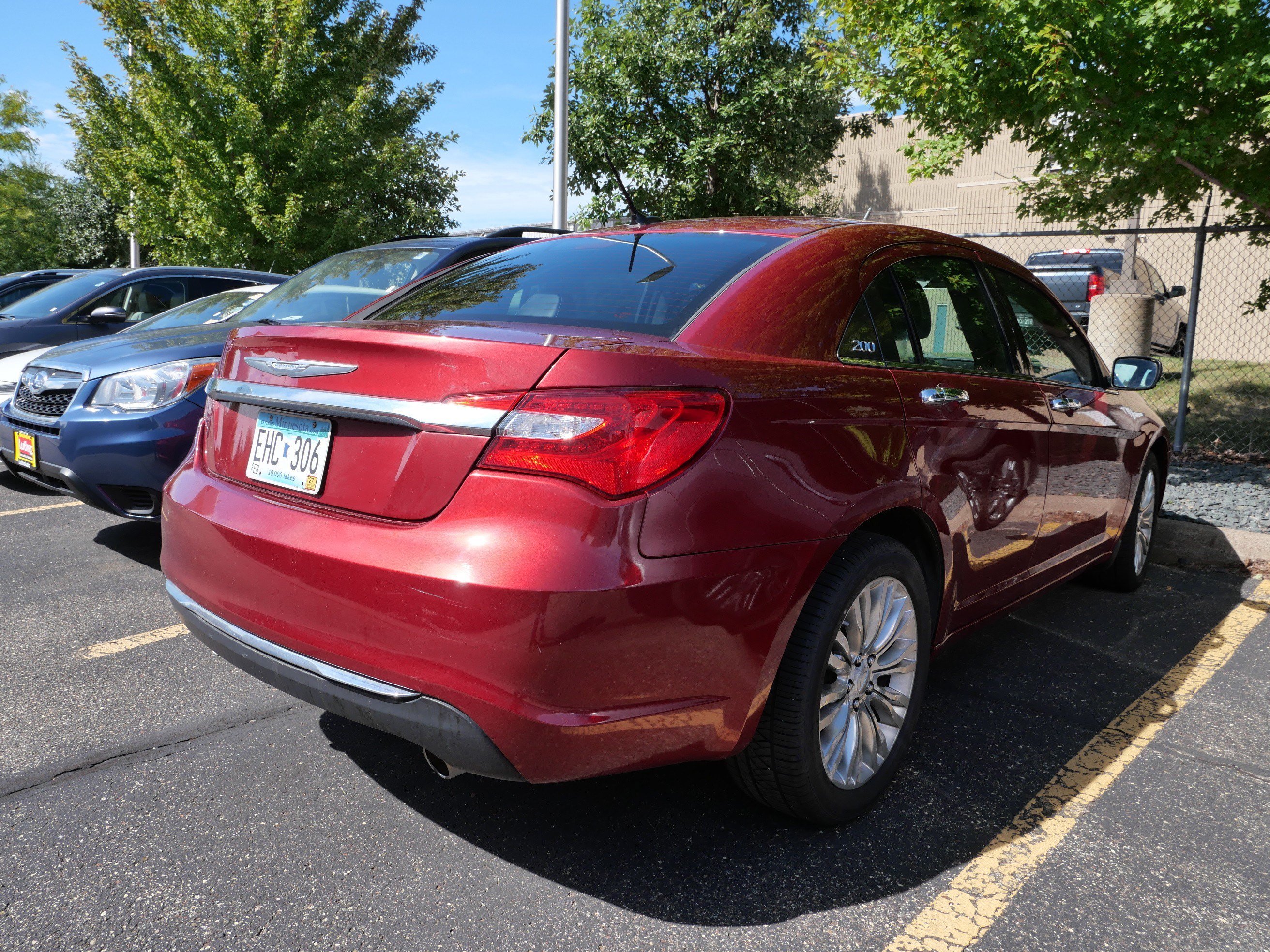 Used 2012 Chrysler 200 Limited FWD image 7