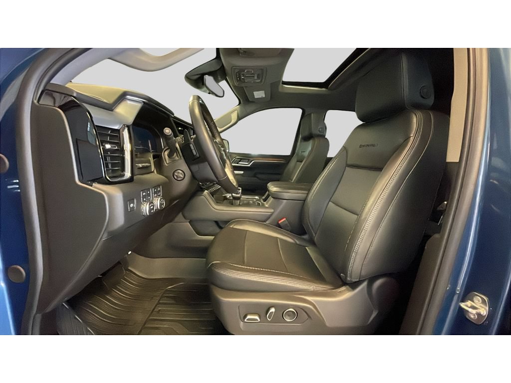 Used 2024 GMC Sierra 1500 Denali AWD/4WD image 12