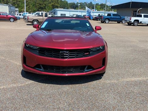 Used 2023 Chevrolet Camaro LT w/ RS Package image 8