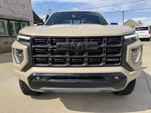 Used 2023 GMC Canyon AT4X AWD/4WD image 3