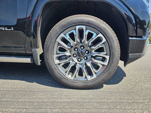 Used 2026 GMC Sierra 1500 Denali Ultimate AWD/4WD image 9
