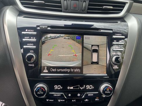 Used 2024 Nissan Murano SL image 24