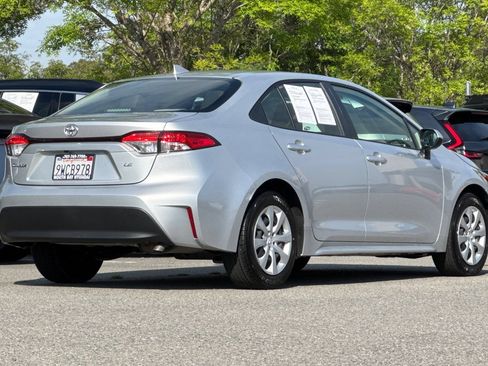 Used 2026 Toyota Corolla LE FWD image 4