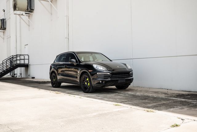 Used 2014 Porsche Cayenne S AWD/4WD image 52