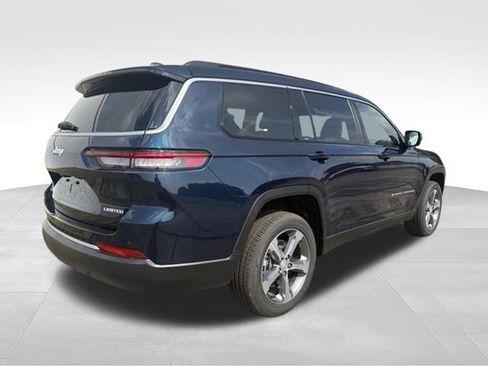 New 2026 Jeep Grand Cherokee L Limited w/ Trailer Tow Package AWD/4WD image 17