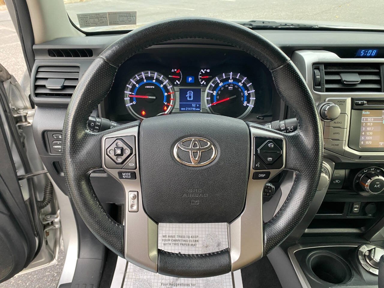 Used 2014 Toyota 4Runner SR5 AWD/4WD image 13