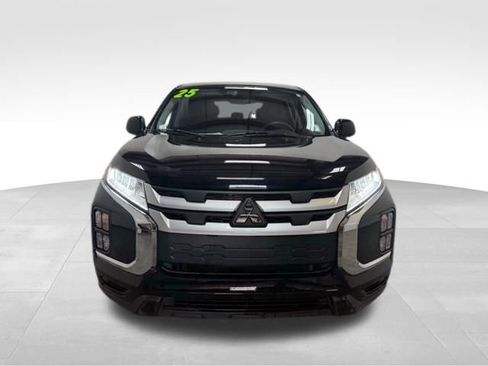 Used 2025 Mitsubishi Outlander Sport ES image 3