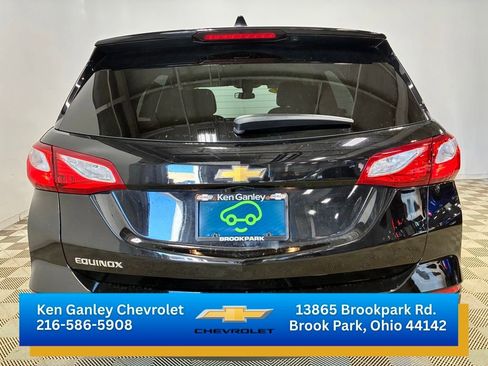 Certified 2021 Chevrolet Equinox LS w/ LS Convenience Package FWD image 5