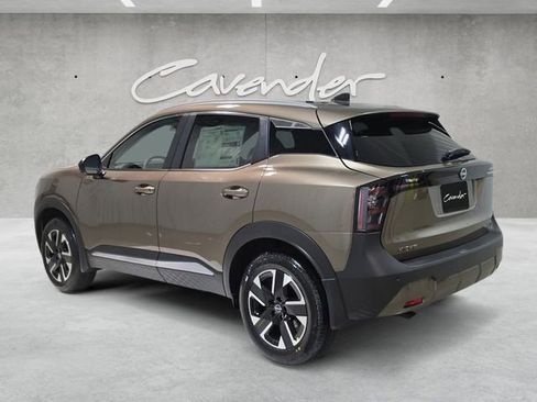 New 2026 Nissan Kicks SV w/ SV Premium Package AWD/4WD image 14