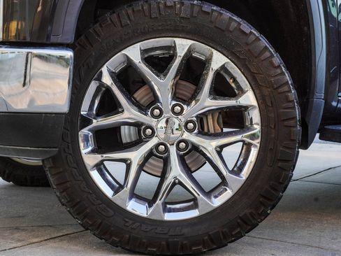 Used 2021 GMC Sierra 1500 SLT w/ SLT Premium Plus Package image 2