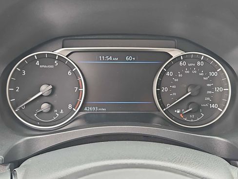 Used 2024 Nissan Altima 2.5 SV image 32