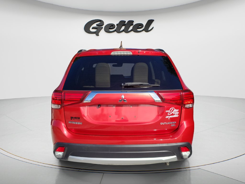 Used 2016 Mitsubishi Outlander SE FWD image 4